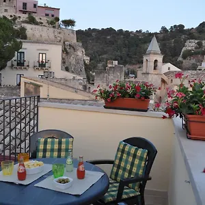 Casa Lucrezia Bed & Breakfast